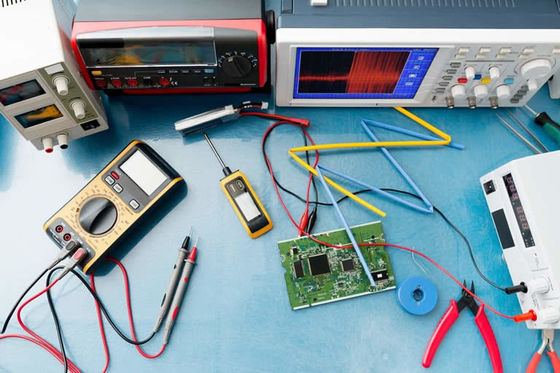 Ensaio do equipamento elétrico para protecção contra a propagação do fogo